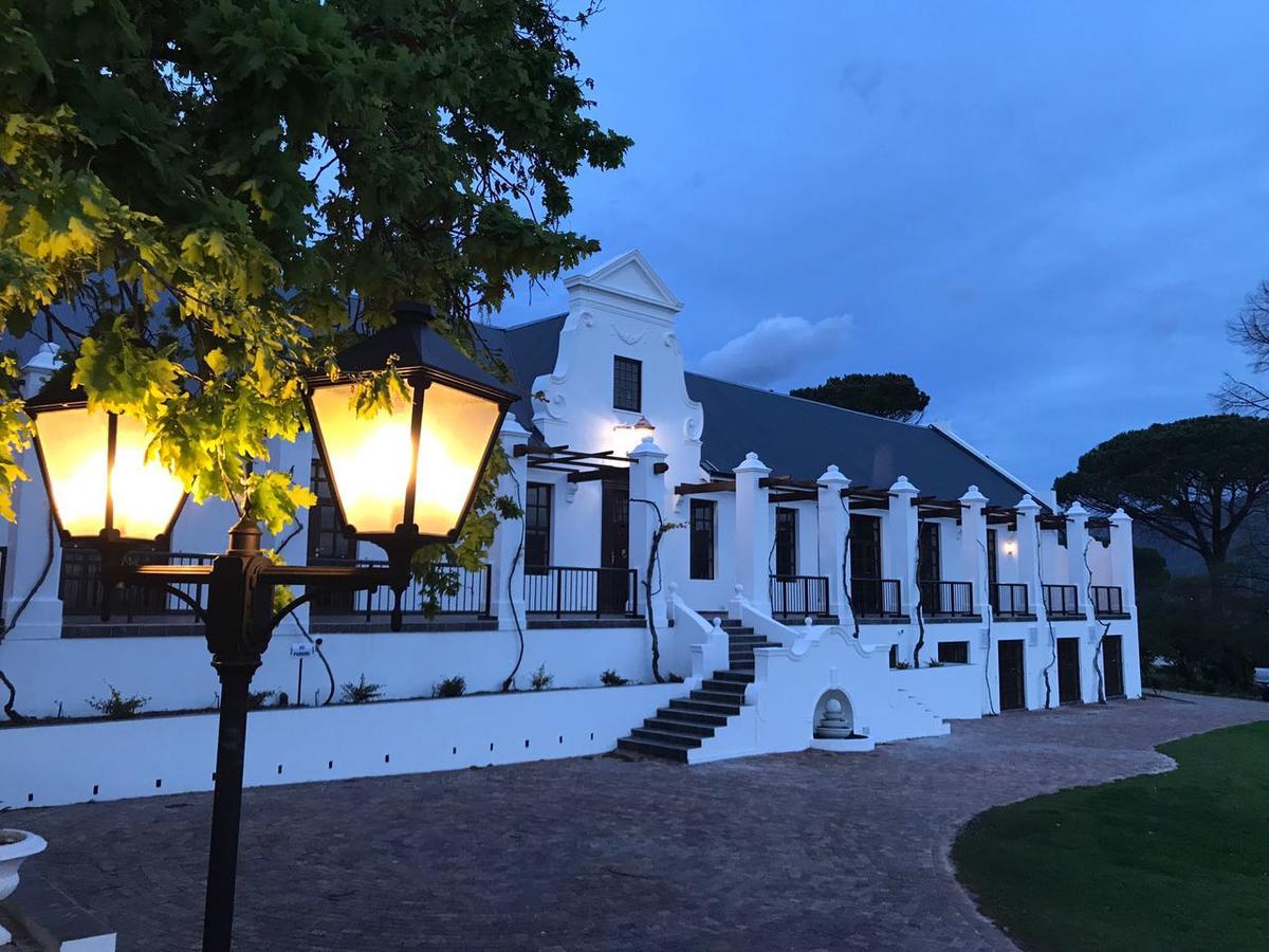 Hoogeind Manor